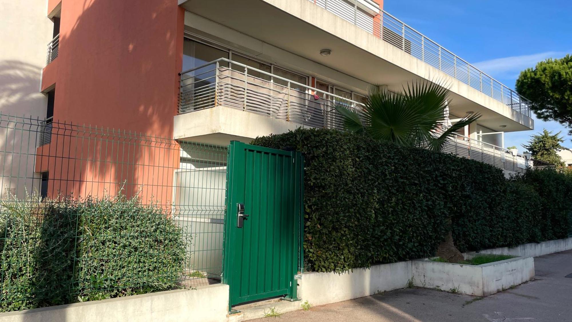 Proche Avec Jardinet Et Parking - Casa Garcia Apartment